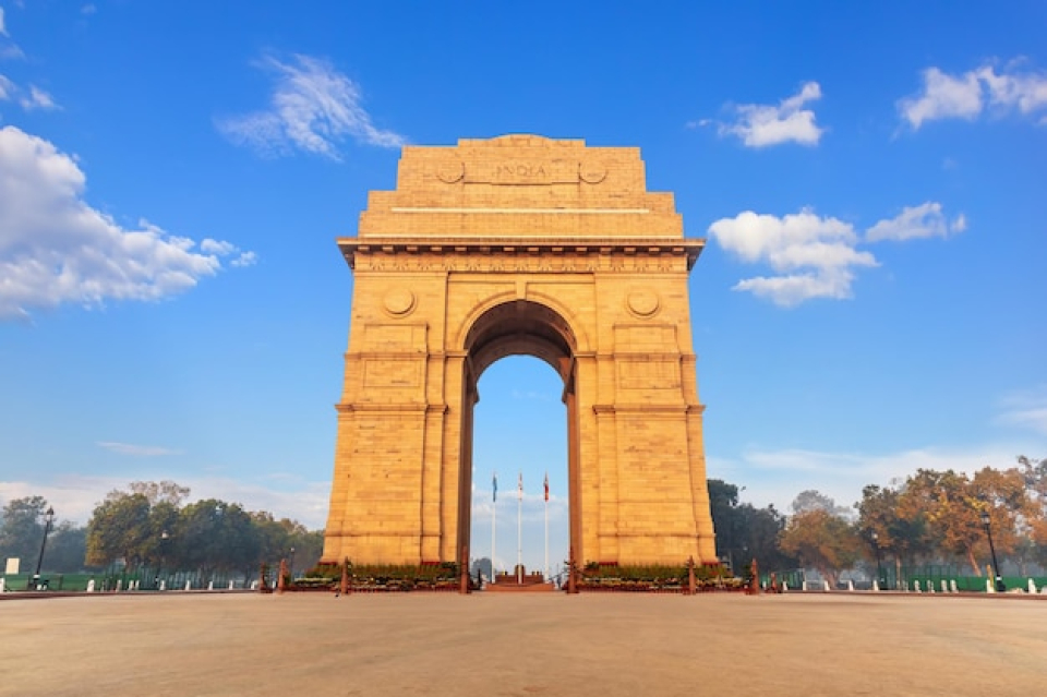 fpkdl.com_960_1772122806_famous-india-gate-landmark-delhi-india_400112-875